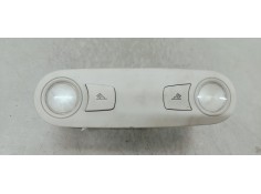 LUZ INTERIOR 8T0947111BET1 