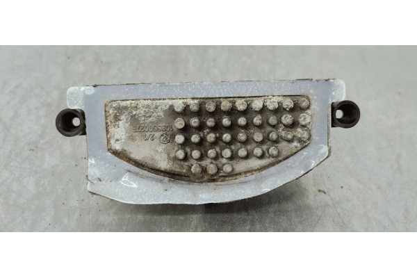 Recambio de resistencia calefaccion para audi a4 ber. (b8) 2.0 tdi referencia OEM IAM 8T0820521A  