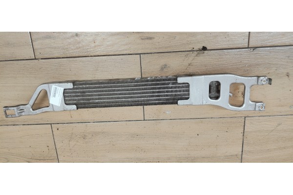 Recambio de radiador aceite para mercedes-benz clase b (w245) 2.0 cdi referencia OEM IAM A1695000200  