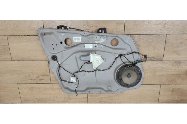 Recambio de elevalunas delantero izquierdo para mercedes-benz clase b (w245) 2.0 cdi referencia OEM IAM A1697202779  