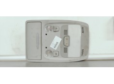 LUZ INTERIOR 8T0947135BF 