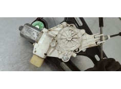 Recambio de elevalunas delantero izquierdo para bmw serie 1 berlina (e81/e87) 2.0 d referencia OEM IAM 7067795S  