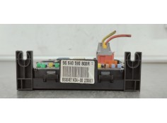 Recambio de caja reles / fusibles para citroen c4 picasso 1.6 hdi referencia OEM IAM 9664059080  