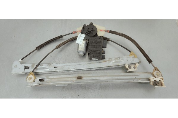 Recambio de elevalunas delantero izquierdo para citroen c4 picasso 1.6 hdi referencia OEM IAM 9682495680  