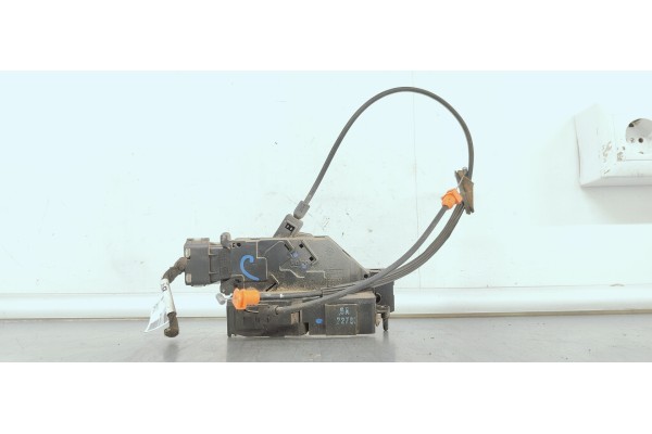 Recambio de cerradura puerta trasera izquierda para citroen c4 picasso 1.6 hdi referencia OEM IAM 24090816  