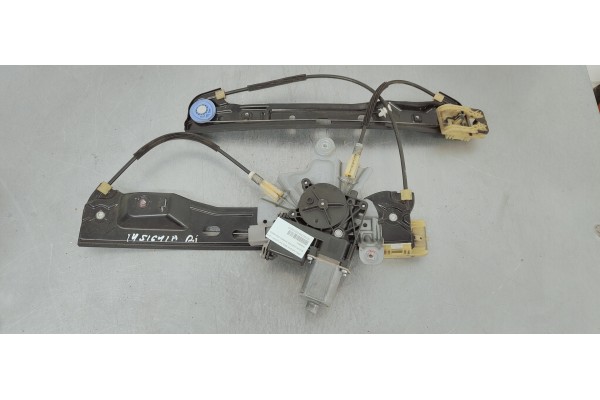 Recambio de elevalunas delantero izquierdo para opel insignia berlina 2.0cdti 130 fap referencia OEM IAM 13302451  