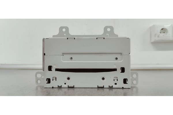 Recambio de sistema audio / radio cd para opel insignia berlina 2.0cdti 130 fap referencia OEM IAM 13310166  