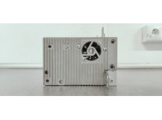 Recambio de sistema audio / radio cd para opel insignia berlina 2.0cdti 130 fap referencia OEM IAM 13310166  