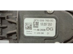 Recambio de pedal acelerador para opel insignia berlina 2.0cdti 130 fap referencia OEM IAM 13237352  