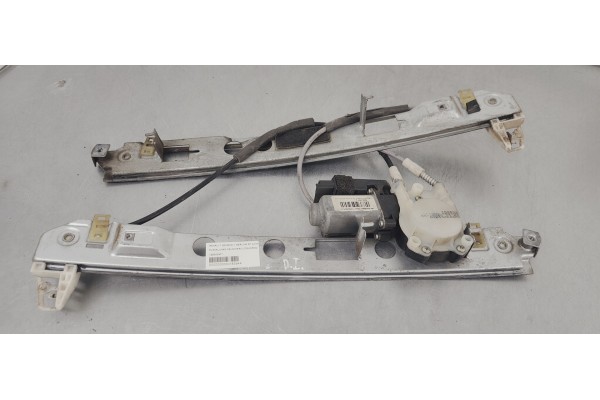 Recambio de elevalunas delantero izquierdo para renault megane ii berlina 5p confort dynamique referencia OEM IAM 128000471  