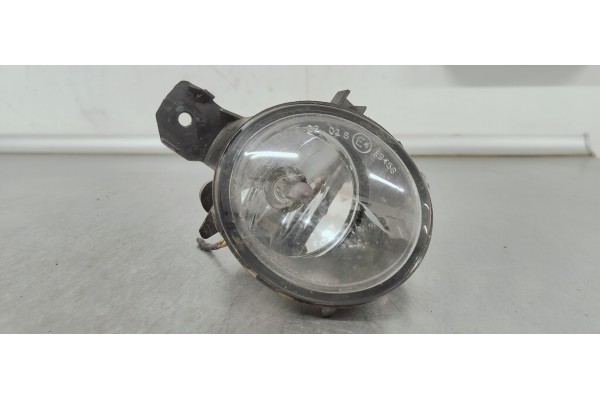 Recambio de faro antiniebla derecho para bmw serie 1 berlina (e81/e87) 2.0 d referencia OEM IAM   