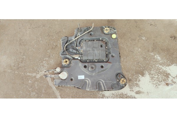 Recambio de deposito adblue para peugeot 208 (p2) 1.5 hdi referencia OEM IAM P1012340  