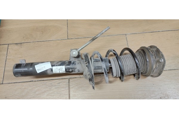 Recambio de amortiguador delantero derecho para seat leon (5f1) 2.0 tdi fr referencia OEM IAM 5Q0413031FK  