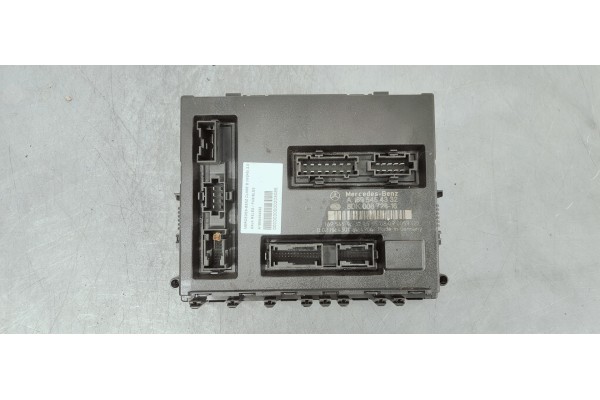 Recambio de caja reles / fusibles para mercedes-benz clase b (w245) 2.0 cdi referencia OEM IAM A1695454332  