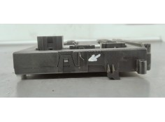 Recambio de caja reles / fusibles para mercedes-benz clase b (w245) 2.0 cdi referencia OEM IAM A1695454332  