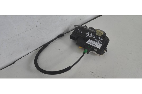 Recambio de cerradura puerta trasera izquierda para opel insignia berlina 2.0 16v cdti referencia OEM IAM 13578022  