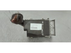 Recambio de caja reles / fusibles para opel insignia berlina 2.0cdti 130 fap referencia OEM IAM 13222786  