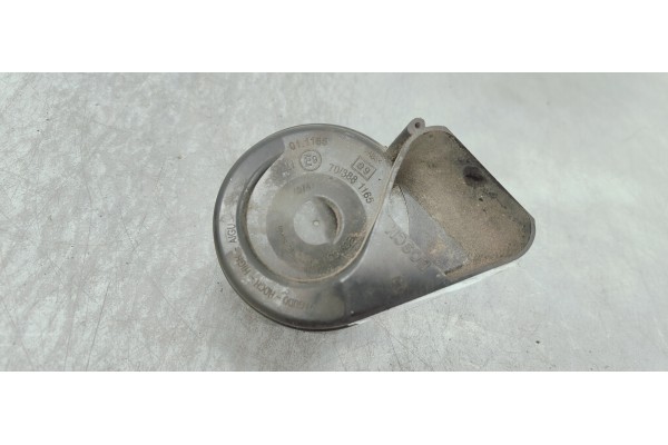Recambio de claxon para mercedes-benz clase b (w245) 2.0 cdi referencia OEM IAM E9011165  