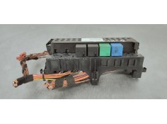 Recambio de caja reles / fusibles para mercedes-benz clase b (w245) 2.0 cdi referencia OEM IAM A1695450001  