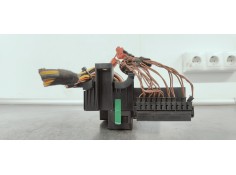 Recambio de caja reles / fusibles para mercedes-benz clase b (w245) 2.0 cdi referencia OEM IAM A1695450001  