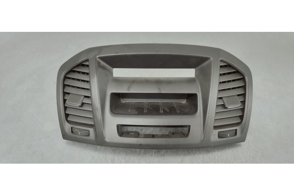 Recambio de rejilla aireadora para opel insignia berlina 2.0cdti 130 fap referencia OEM IAM 13274792  