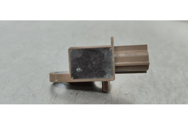Recambio de sensor para audi a4 ber. (b8) 2.0 tdi referencia OEM IAM 8K0959651  