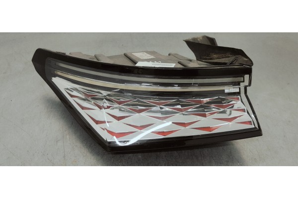 Recambio de piloto trasero izquierdo para ds 4 1.5 hdi referencia OEM IAM 9844895080  