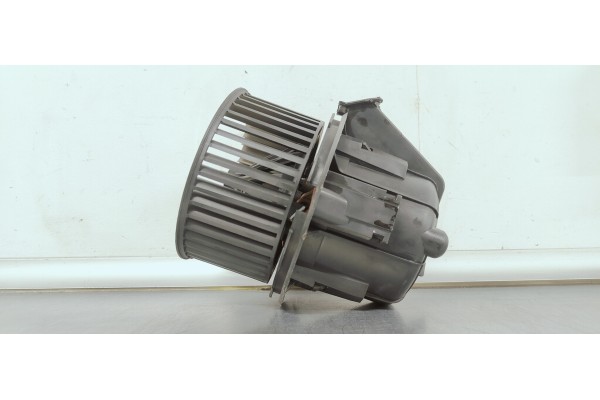 Recambio de ventilador calefaccion para citroen c4 cactus 1.6 hdi referencia OEM IAM T4054001  