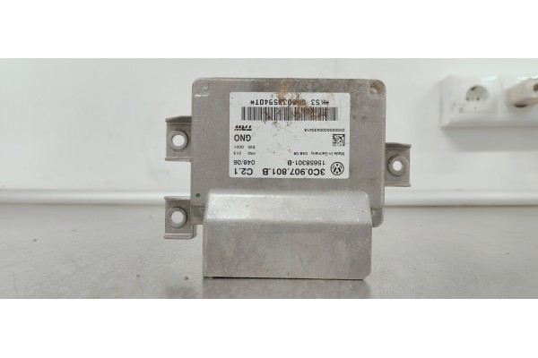 Recambio de centralita airbag para volkswagen passat berlina (3c2) 2.0 tdi 140 referencia OEM IAM 3C0907801B  