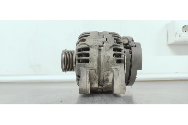 Recambio de alternador para citroen c4 berlina vtr plus referencia OEM IAM 9646321880  