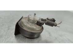 Recambio de claxon para audi a3 sportback (8p) 1.6 tdi referencia OEM IAM 8P0951221C  