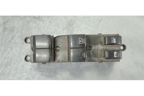 Recambio de mando elevalunas delantero izquierdo para subaru forester s12 2.0 d referencia OEM IAM 157447  