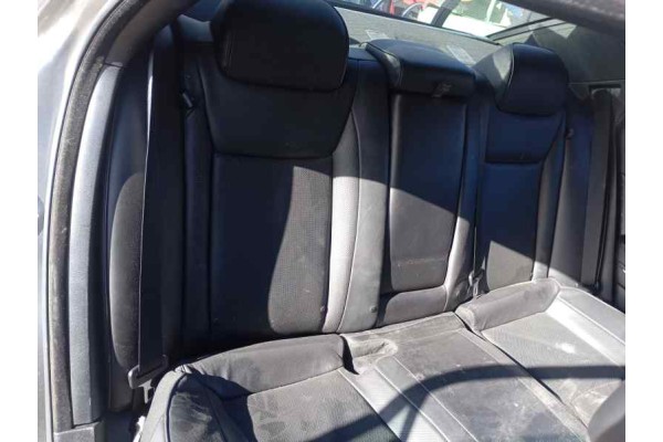 Recambio de asientos traseros para lancia thema 3.0jtd 240 fap referencia OEM IAM   