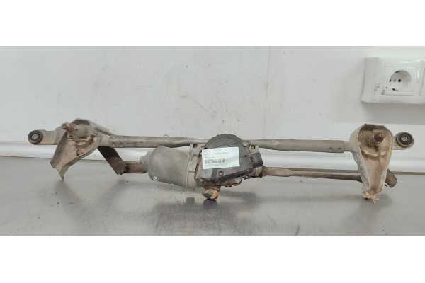 Recambio de motor limpia delantero para subaru forester s12 2.0 d referencia OEM IAM 86511SC010  