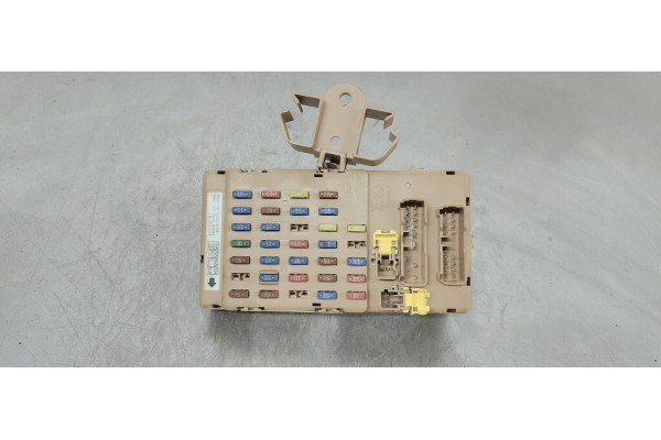 Recambio de caja reles / fusibles para subaru forester s12 2.0 d referencia OEM IAM LB101101B  