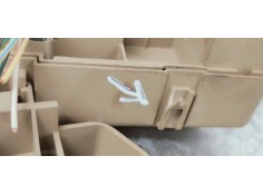 Recambio de caja reles / fusibles para subaru forester s12 2.0 d referencia OEM IAM LB101101B  