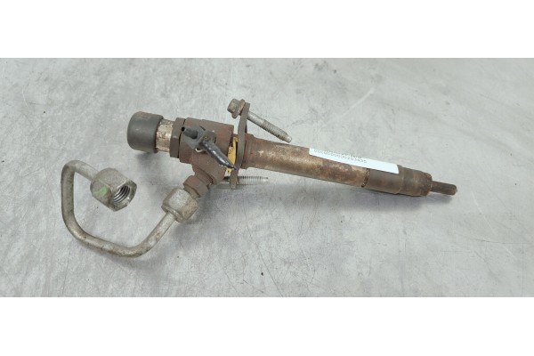 Recambio de inyector para land rover discovery v6 td se referencia OEM IAM 7H2Q9K546CB  