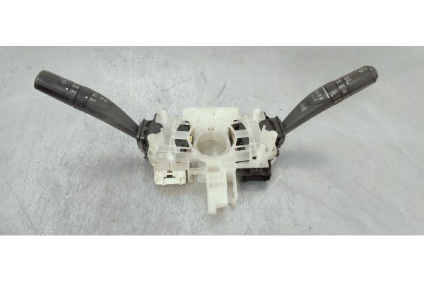 Recambio de mando multifuncion para subaru forester s12 2.0 d referencia OEM IAM 83111FG150  