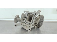 Recambio de bomba agua para opel astra j lim. 1.6 cdti referencia OEM IAM 55484533  