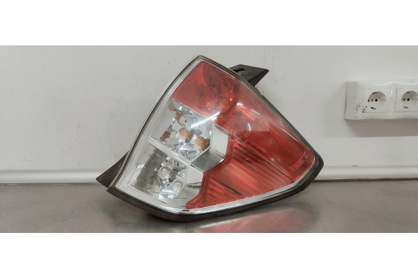 Recambio de piloto trasero derecho para subaru forester s12 2.0 d referencia OEM IAM 22020048  