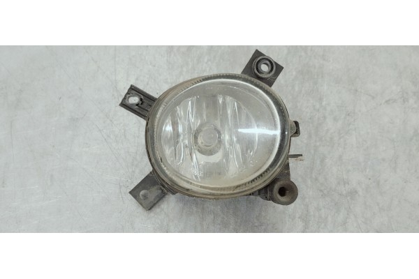 Recambio de faro antiniebla derecho para audi a3 sportback (8p) 1.6 tdi referencia OEM IAM 8E0941700  