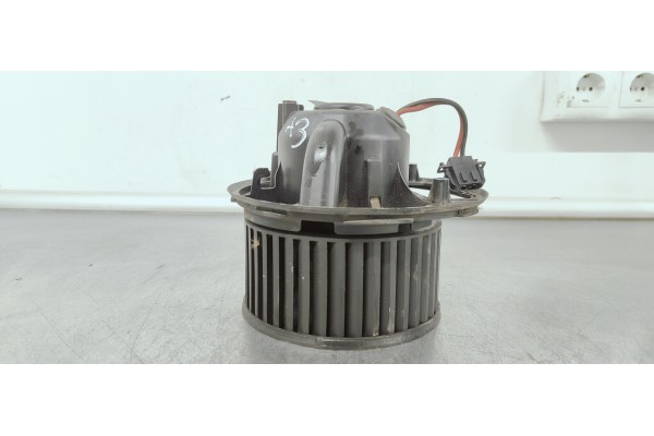 Recambio de ventilador calefaccion para audi a3 sportback (8p) 1.6 tdi referencia OEM IAM 1K1820015G  