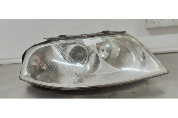 Recambio de faro derecho para volkswagen passat berlina (3b3) 1.9tdi 130 4x4 referencia OEM IAM   