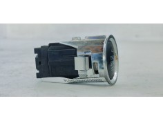 Recambio de interruptor para toyota corolla verso (e12) 2.0d4d 115 referencia OEM IAM 6842F55B  