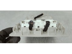 Recambio de luz interior para citroen c4 cactus 1.6 hdi referencia OEM IAM 9801287577  