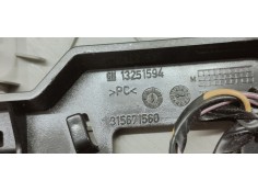 Recambio de luz interior para opel insignia berlina 2.0cdti 130 fap referencia OEM IAM 13251594  