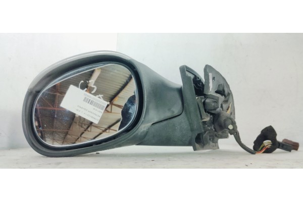 Recambio de retrovisor izquierdo para citroen c3 1.4 referencia OEM IAM E2011019  