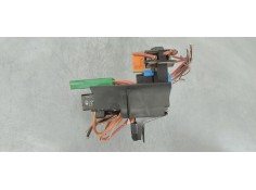 Recambio de caja reles / fusibles para audi a4 ber. (b8) 2.0 tdi referencia OEM IAM 8K1937503C  