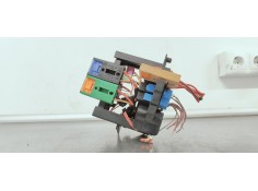 Recambio de caja reles / fusibles para audi a4 ber. (b8) 2.0 tdi referencia OEM IAM 8K1937503C  