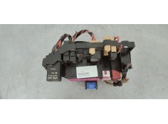 Recambio de caja reles / fusibles para audi a4 ber. (b8) 2.0 tdi referencia OEM IAM 8K1937503B  